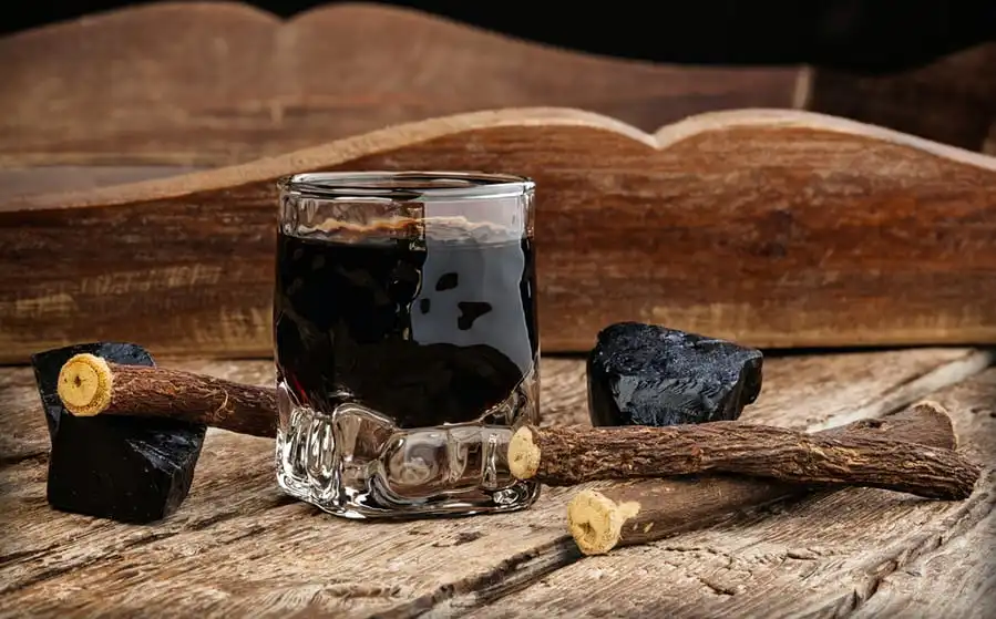 خواص شیرین بیان و مزایای آن برای سلامتی