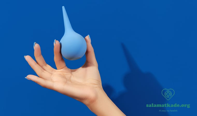تنقیه برای درمان یبوست