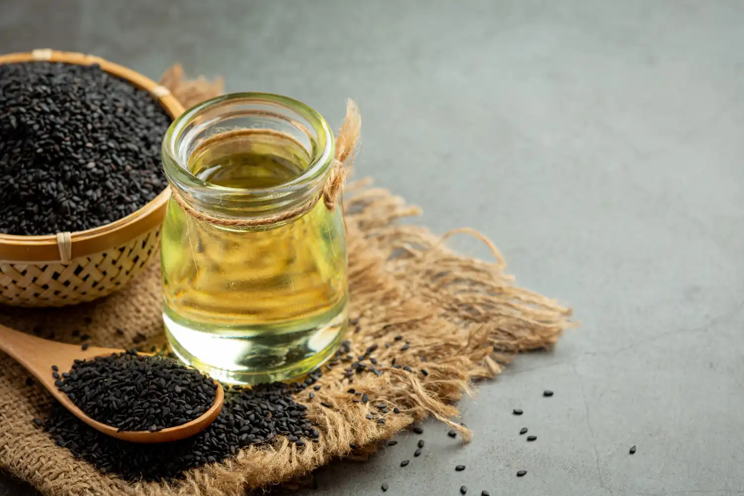 روغن سیاه دانه