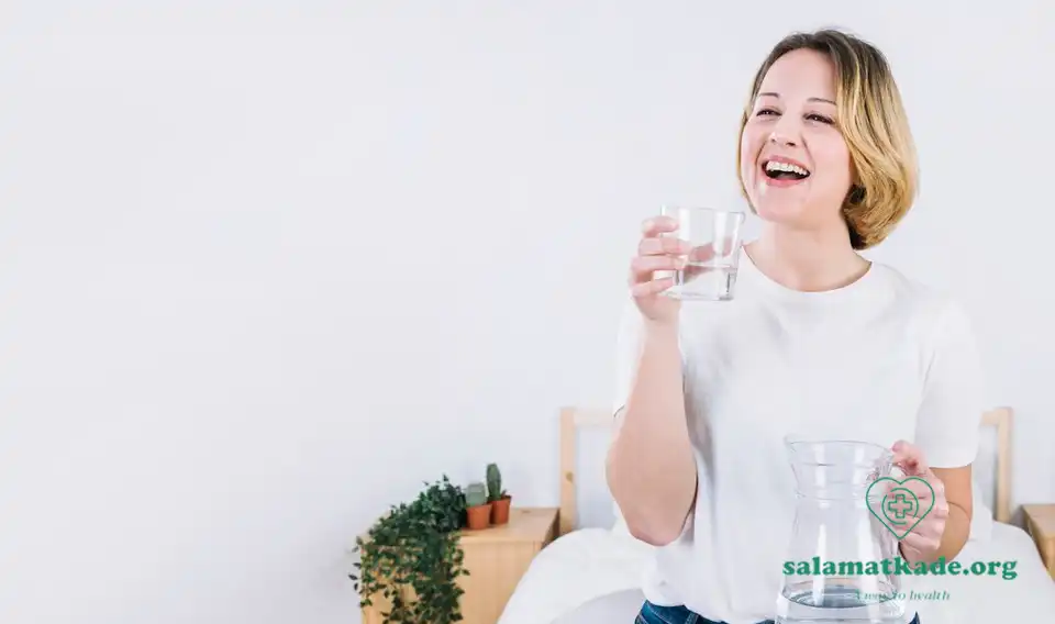 فواید نوشیدن آب برای بدن و سلامتی