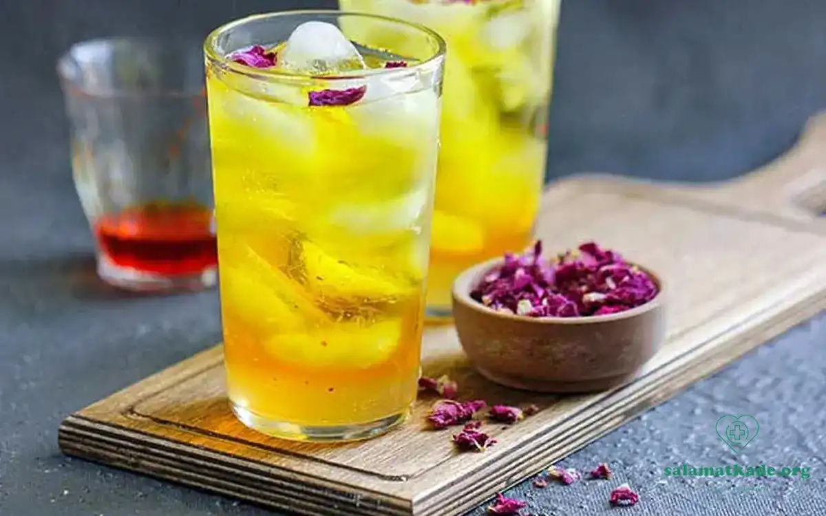 شربت جلاب یا گلاب و زعفران
