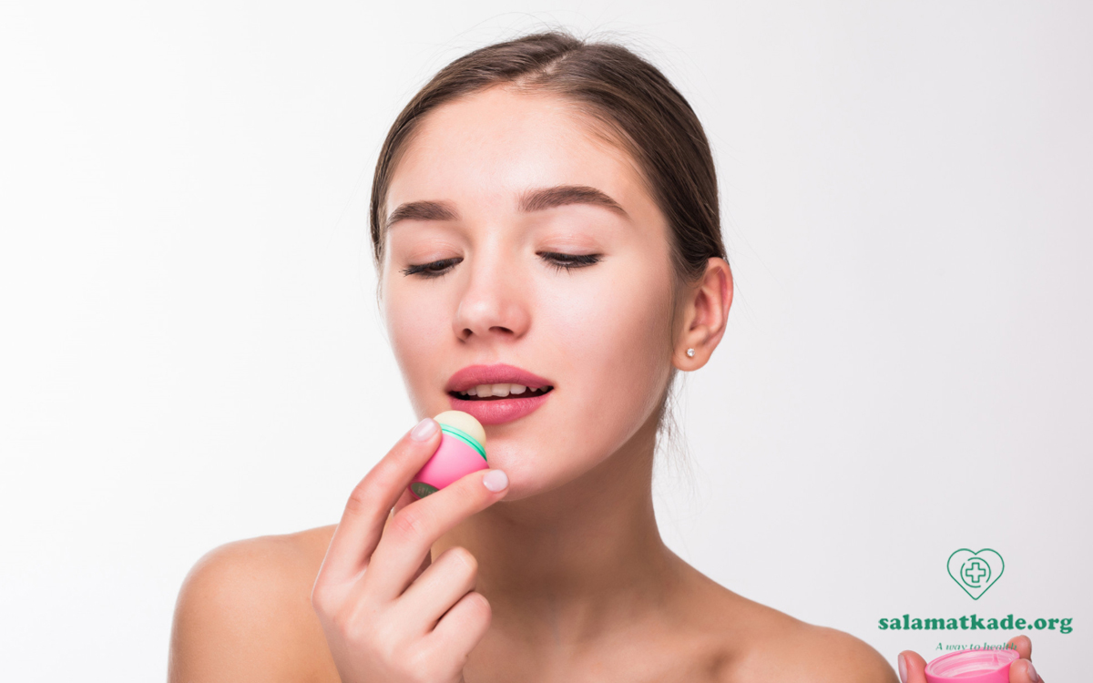 چگونه لب‌های صورتی طبیعی داشته باشیم؟